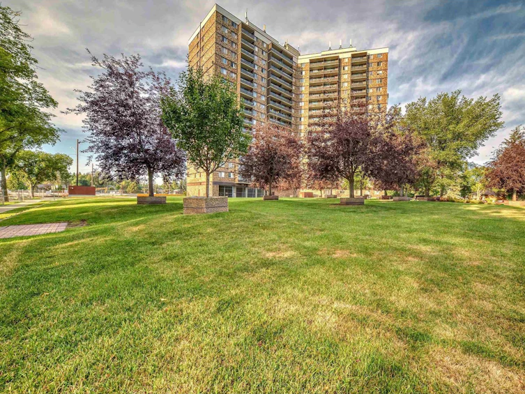 215-13910 Stony Plain Road NW, Edmonton, AB, T5N 3R2 - 46