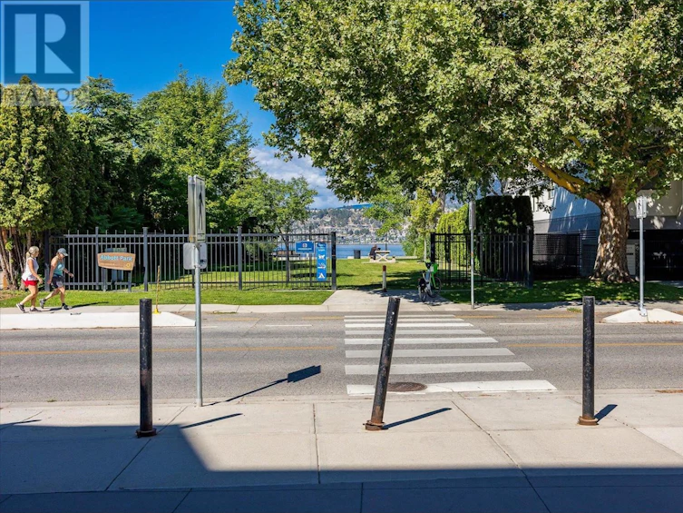 401-2901 Abbott Street, Kelowna, BC, V1Y 1G7 - 51
