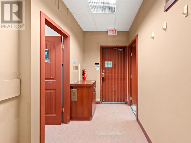 5301 Joyce Street, Vancouver, BC, V5R 4H3 - 16