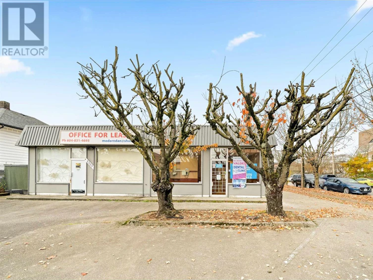 5301 Joyce Street, Vancouver, BC, V5R 4H3 - 18