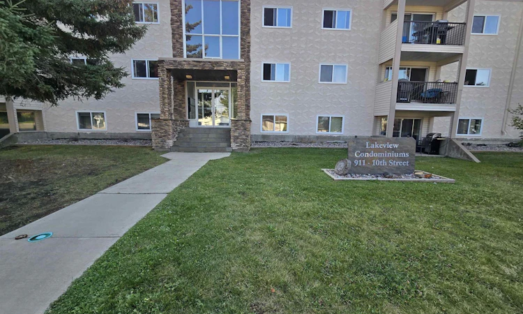 101-911 10 Street
