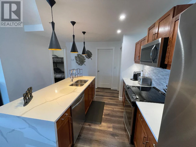 101-250 Marina Way, Penticton, BC, V2A 1H4 - 7