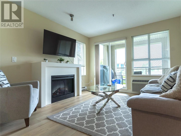 310-1093 Sunset Drive, Kelowna, BC, V1Y 9Z4 - 10
