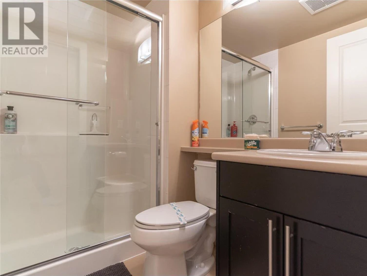 310-1093 Sunset Drive, Kelowna, BC, V1Y 9Z4 - 16