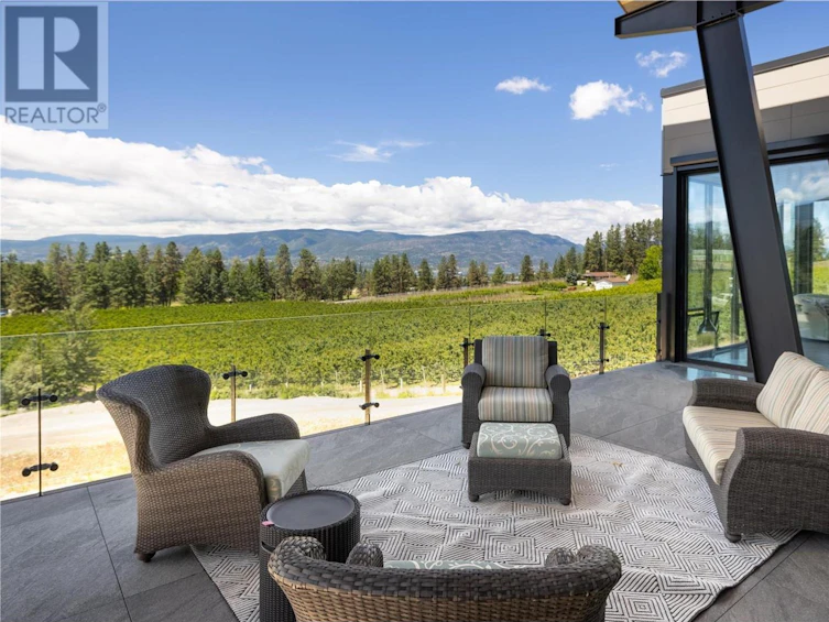 4275 Todd Road, Kelowna, BC, V1W 4B8 - 30