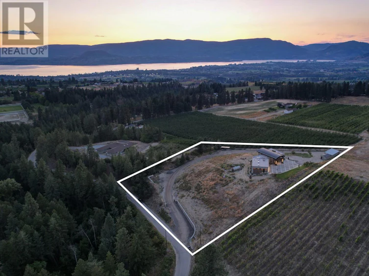4275 Todd Road, Kelowna, BC, V1W 4B8 - 5