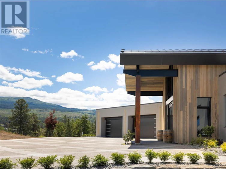 4275 Todd Road, Kelowna, BC, V1W 4B8 - 51