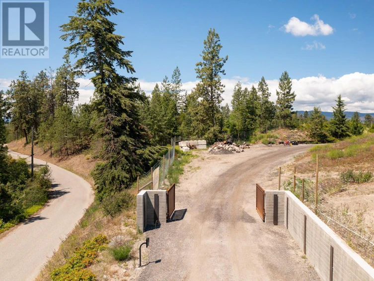 4275 Todd Road, Kelowna, BC, V1W 4B8 - 53