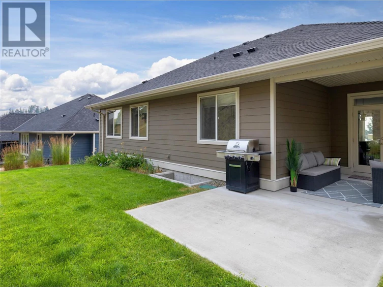 1402 Rocky Point Drive, Kelowna, BC, V1V 2Z9 - 38