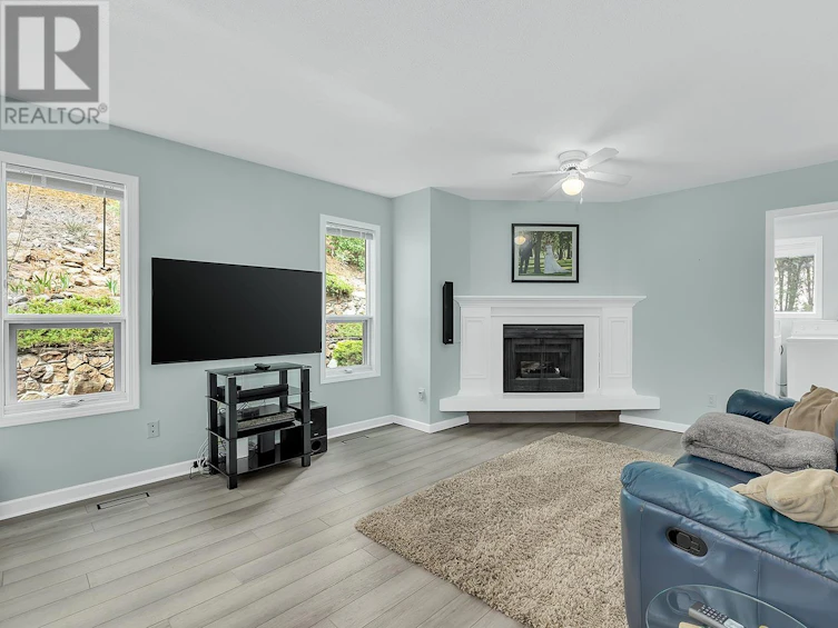 723 Cassiar Place, Kelowna, BC, V1V 1M6 - 16