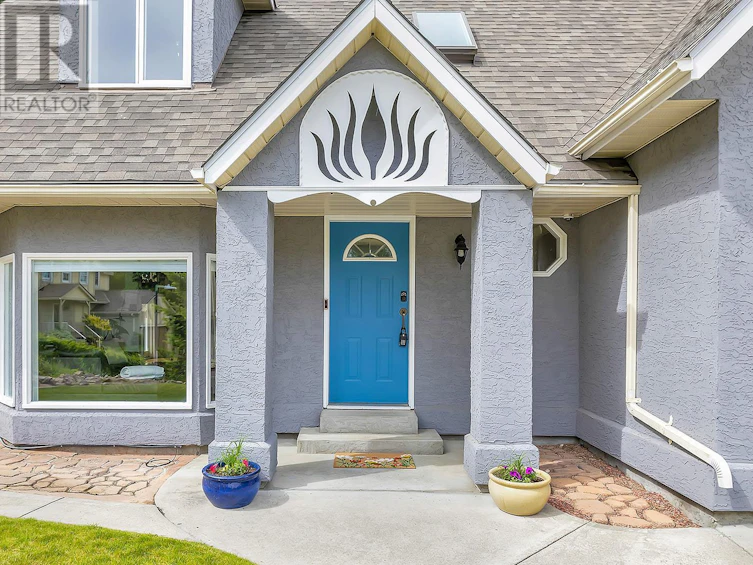 723 Cassiar Place, Kelowna, BC, V1V 1M6 - 2