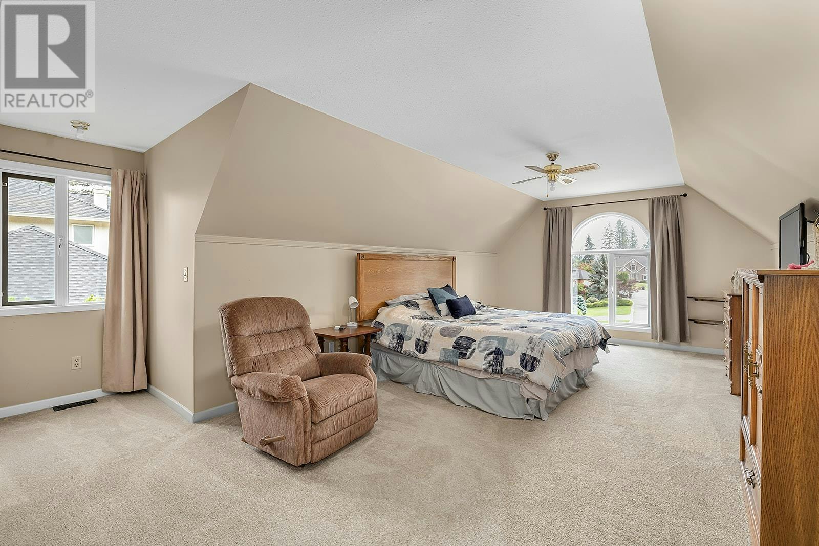 723 Cassiar Place, Kelowna, BC, V1V 1M6 - 24