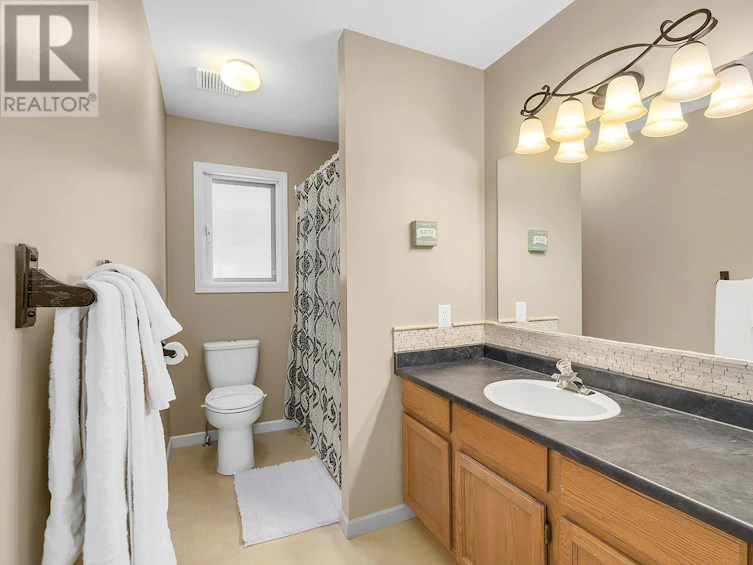 723 Cassiar Place, Kelowna, BC, V1V 1M6 - 29