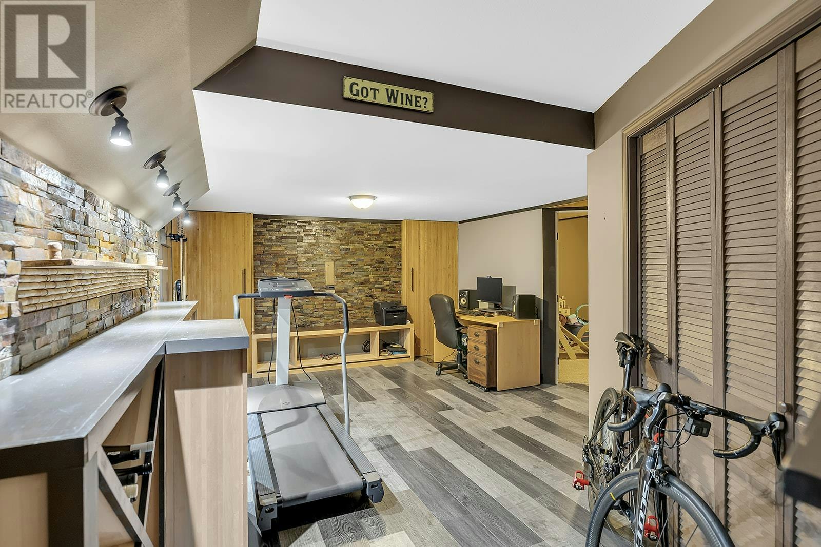 723 Cassiar Place, Kelowna, BC, V1V 1M6 - 33