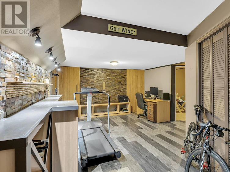 723 Cassiar Place, Kelowna, BC, V1V 1M6 - 33