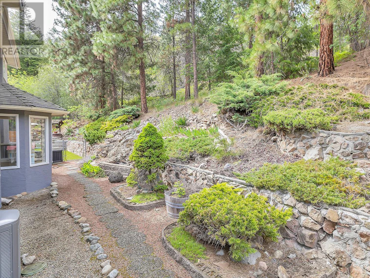 723 Cassiar Place, Kelowna, BC, V1V 1M6 - 36