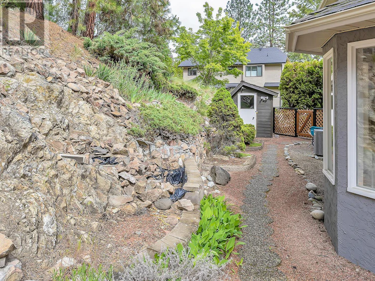 723 Cassiar Place, Kelowna, BC, V1V 1M6 - 38