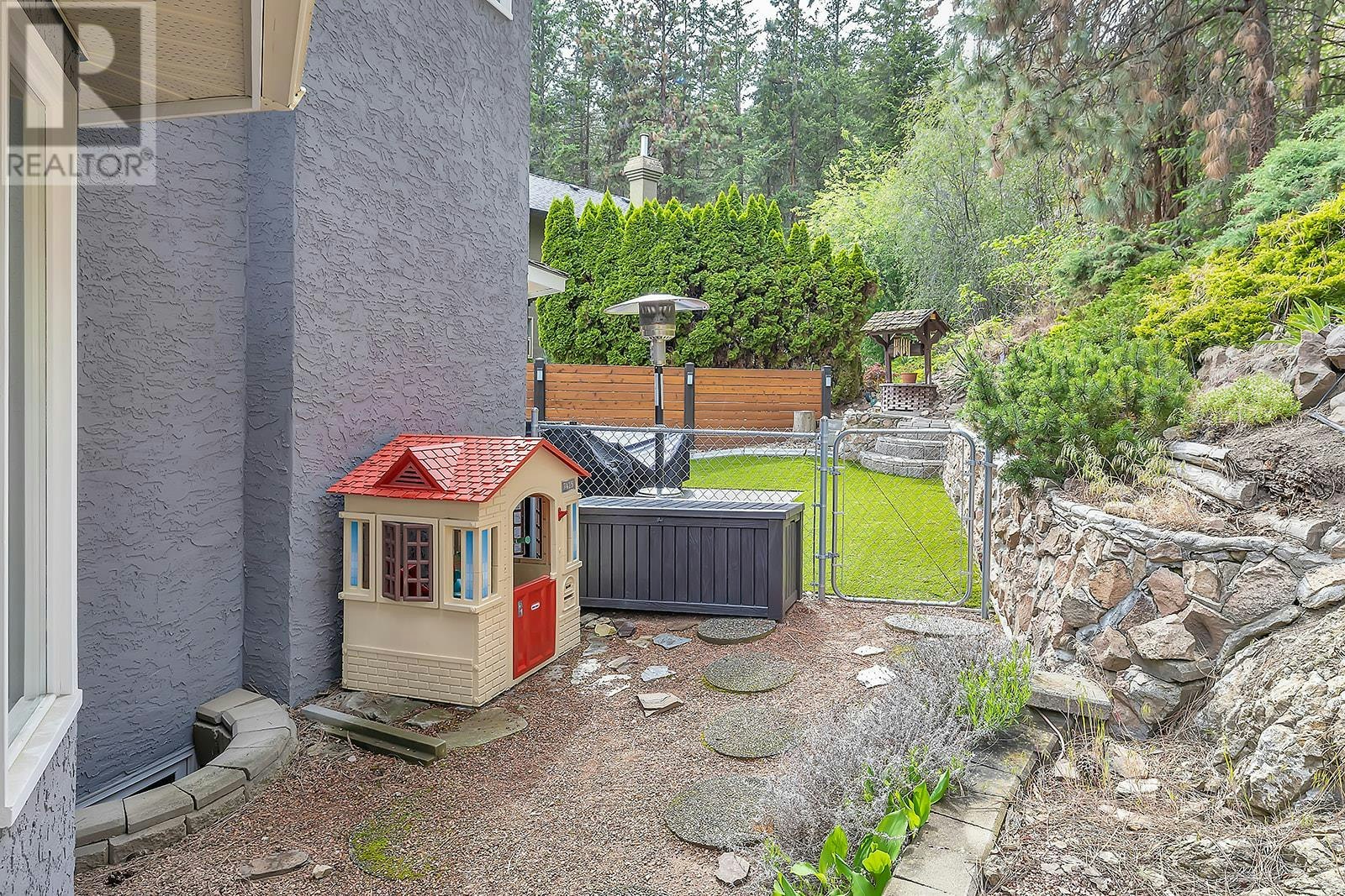 723 Cassiar Place, Kelowna, BC, V1V 1M6 - 41