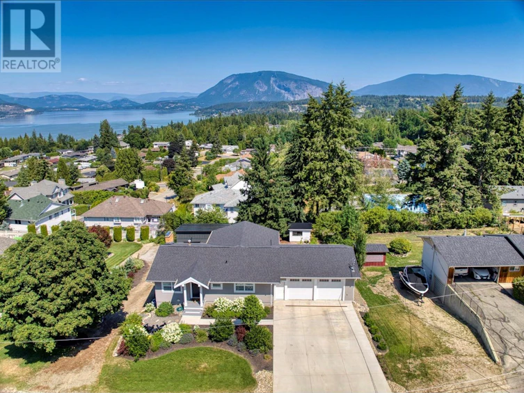 1841 Southeast 2nd Avenue, Salmon Arm, BC, V1E 1T8