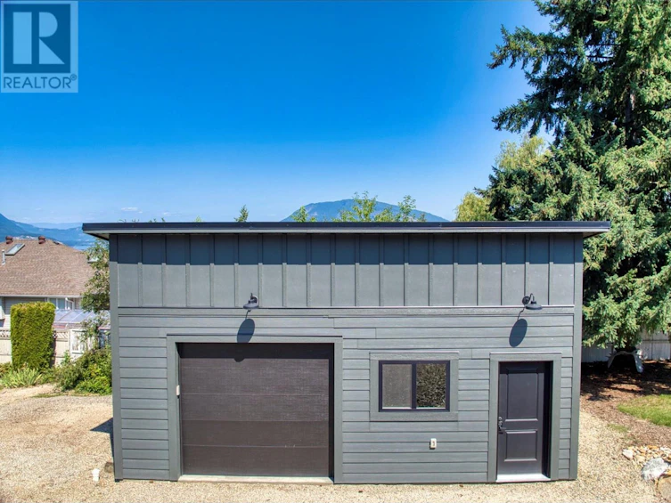 1841 Southeast 2nd Avenue, Salmon Arm, BC, V1E 1T8 - 49