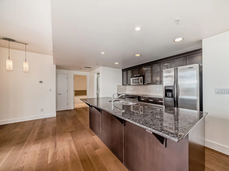 306-10028 119 Street NW, Edmonton, AB, T5K 1Y8 - 12