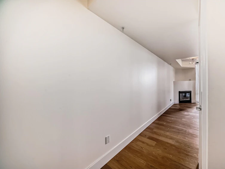 306-10028 119 Street NW, Edmonton, AB, T5K 1Y8 - 7