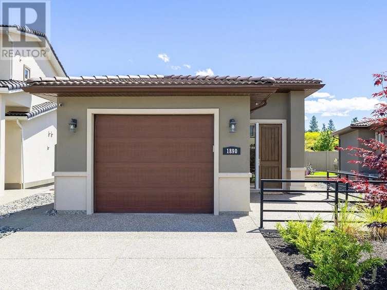 1890 Viewpoint Crescent, Westbank, BC, V1Z 4E1