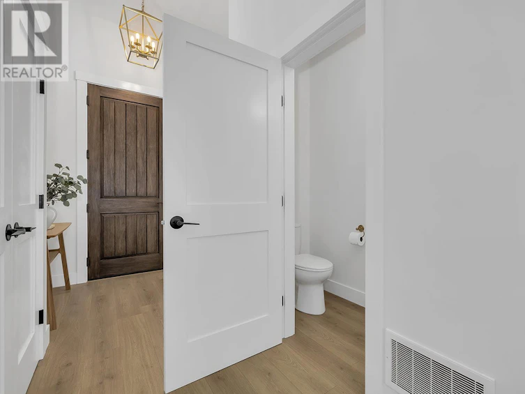 1890 Viewpoint Crescent, Westbank, BC, V1Z 4E1 - 21