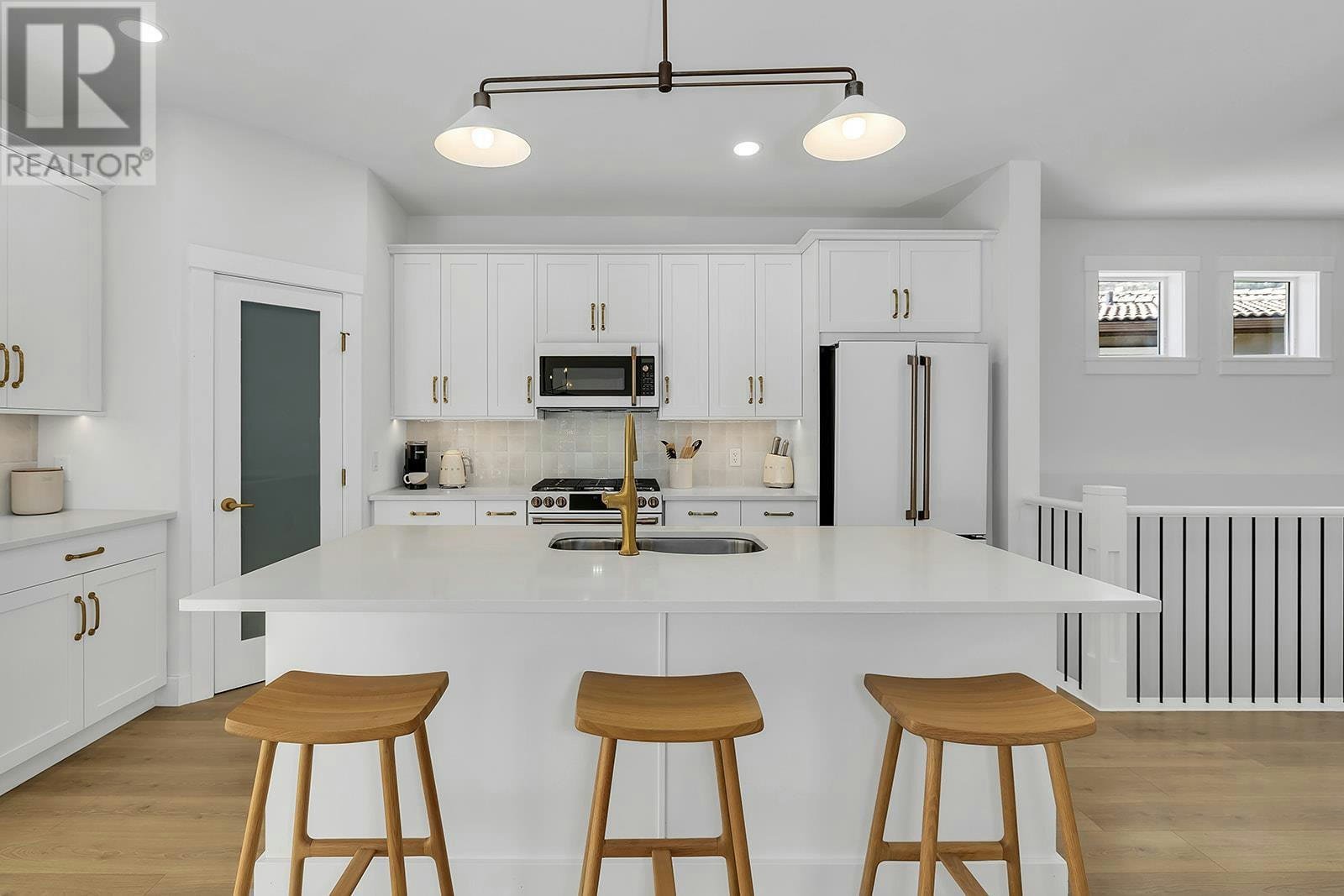 1890 Viewpoint Crescent, Westbank, BC, V1Z 4E1 - 8