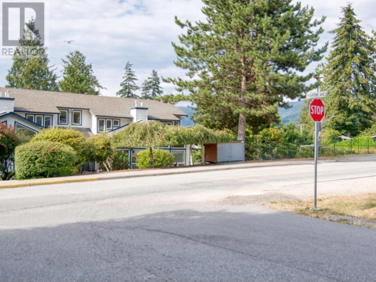 Parcel A-5711 Ebbtide Street, Sechelt, BC, V7Z 0J5 - 10