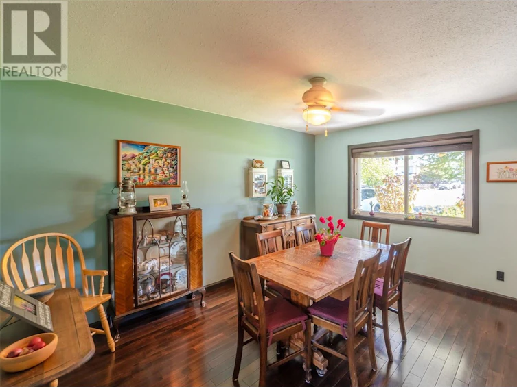 10112 Beavis Place, Summerland, BC, V0H 1Z2 - 11