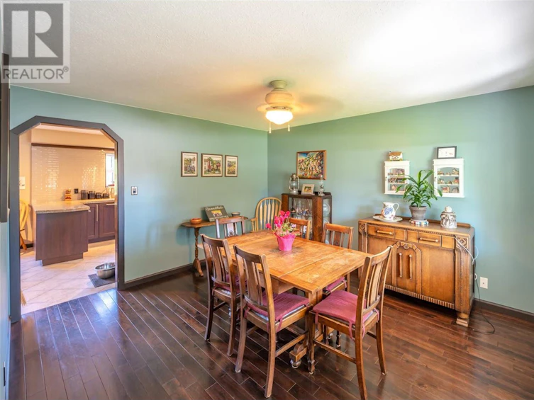 10112 Beavis Place, Summerland, BC, V0H 1Z2 - 9