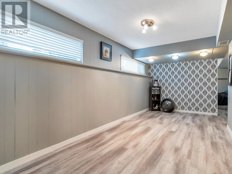 905 Crestwood Drive, Coquitlam, BC, V3J 5S4 - 27