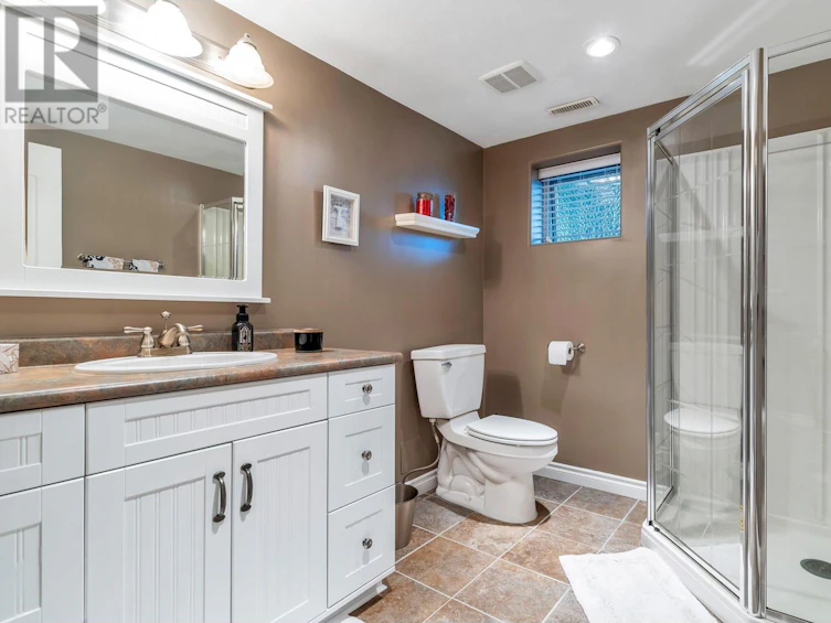 905 Crestwood Drive, Coquitlam, BC, V3J 5S4 - 30