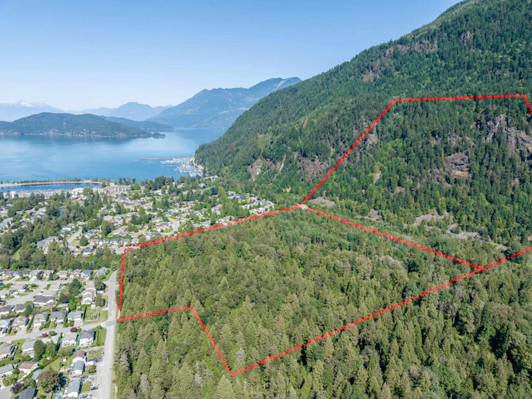 MCCOMBS Drive|Harrison Hot Springs, Harrison Hot Springs, BC, V0M 1K0 - 4