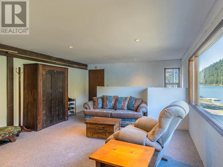 2044 Paul Lake Road, Kamloops, BC, V2H 1N8 - 25