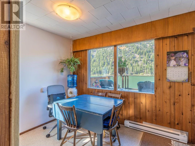 2044 Paul Lake Road, Kamloops, BC, V2H 1N8 - 12