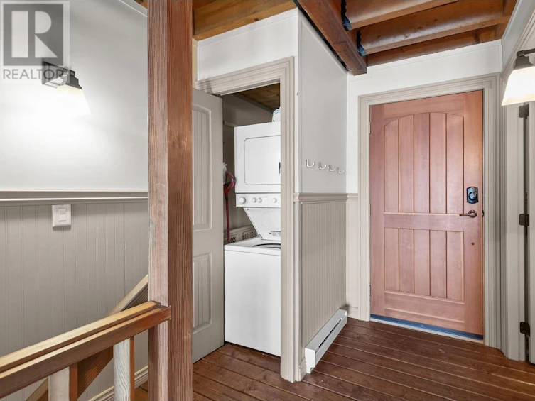 7-4215 Westside Road, Kelowna, BC, V1Z 3W8 - 2