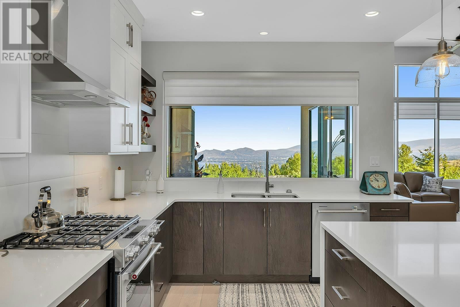 484 Sparrow Hawk Court, Kelowna, BC, V1W 0A6 - 8