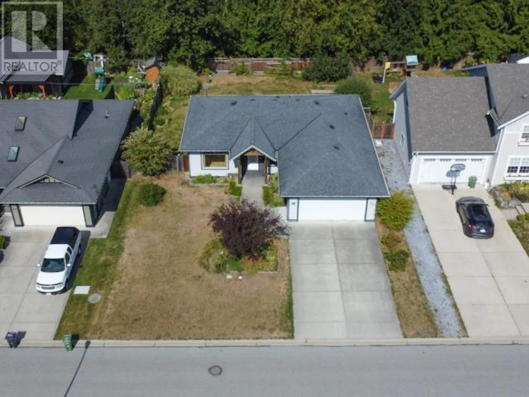 7313 Kemano Street, Powell River, BC, V8A 0A8 - 3