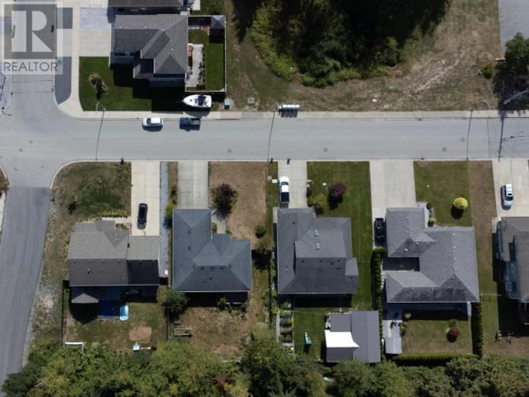 7313 Kemano Street, Powell River, BC, V8A 0A8 - 37
