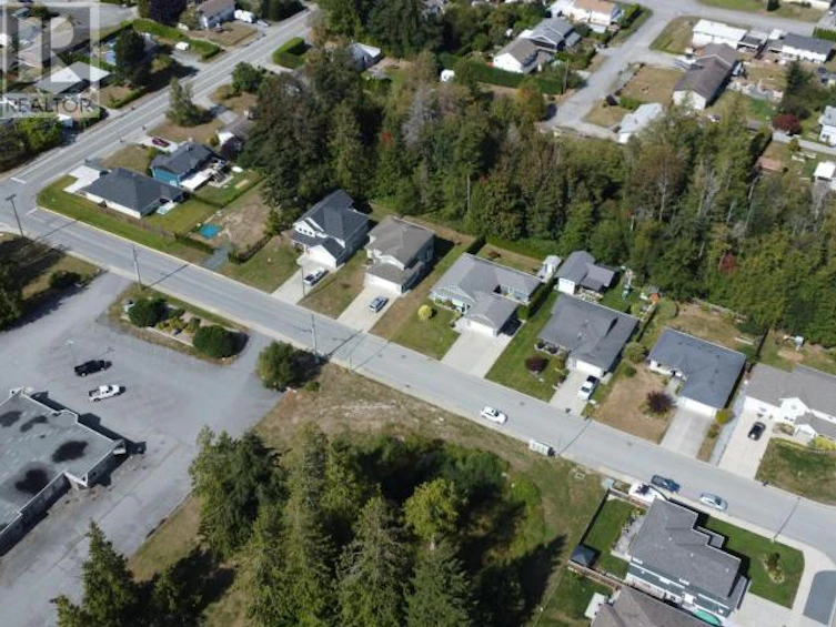 7313 Kemano Street, Powell River, BC, V8A 0A8 - 38