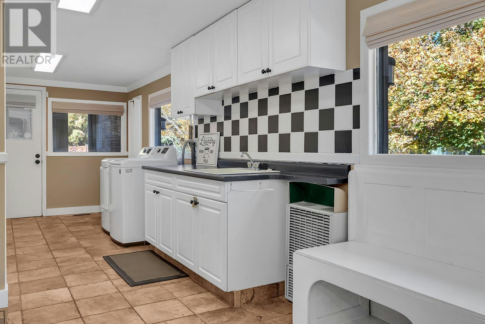 863 Coronado Crescent, Kelowna, BC, V1Y 6G1 - 28