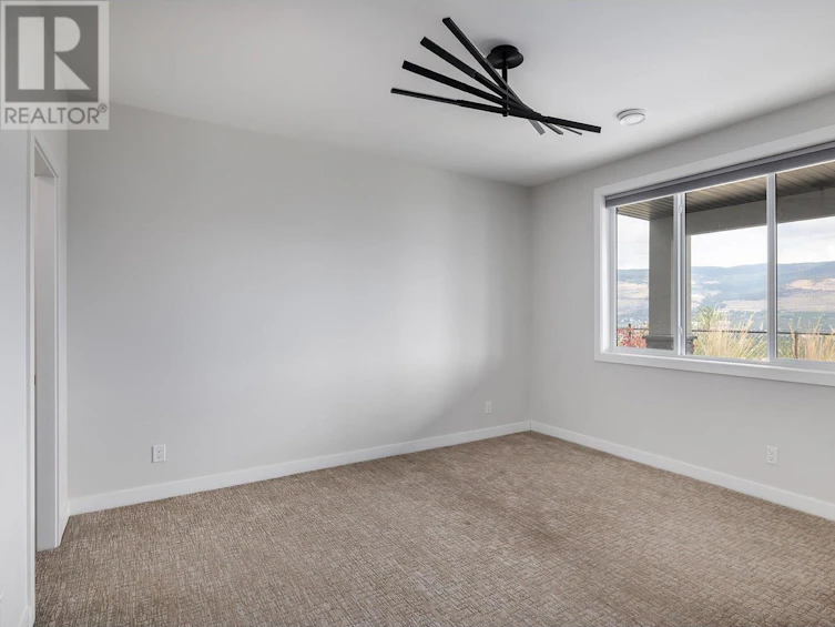 557 Acadia Street, Kelowna, BC, V1V 0A8 - 22