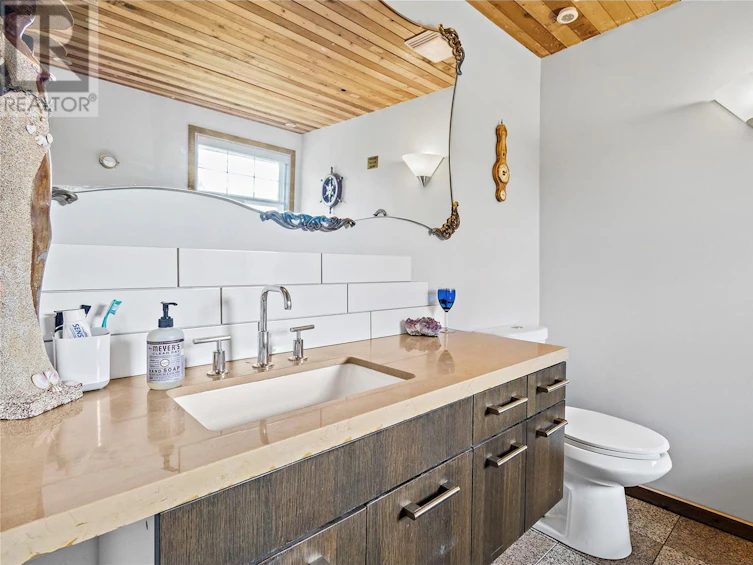 1446 Nittel Road, Seymour Arm, BC, V0E 1M0 - 22