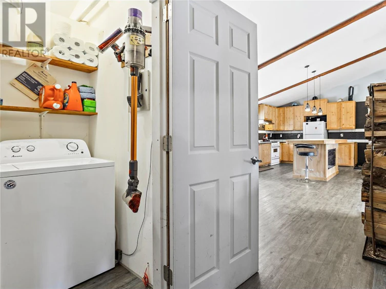 1446 Nittel Road, Seymour Arm, BC, V0E 1M0 - 26