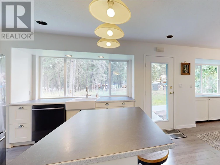 5070 Kinncum Road, 108 Mile Ranch, BC, V0K 2Z0 - 10