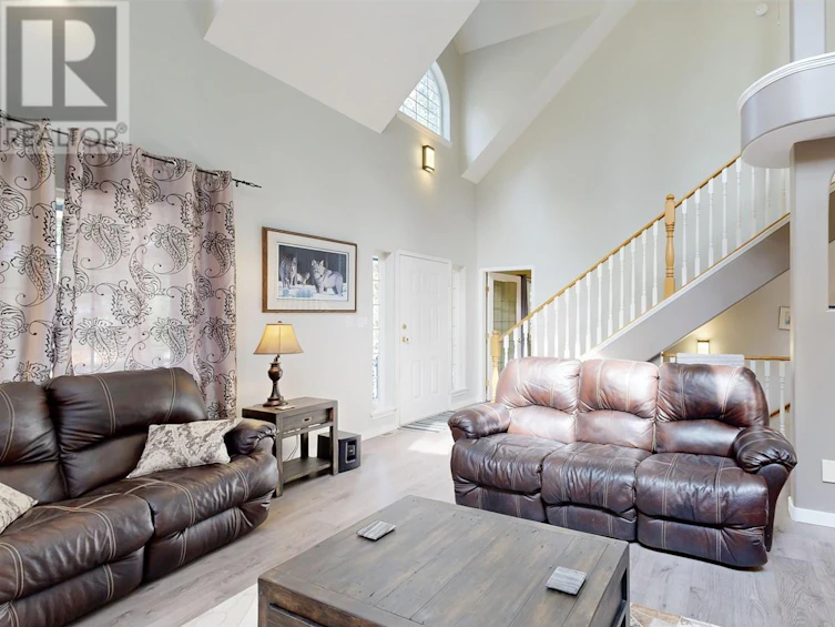 5070 Kinncum Road, 108 Mile Ranch, BC, V0K 2Z0 - 5