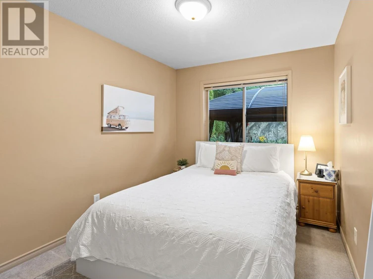 2135 Chilanko Court, Kelowna, BC, V1V 2L7 - 26