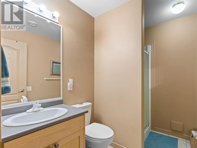 2135 Chilanko Court, Kelowna, BC, V1V 2L7 - 36